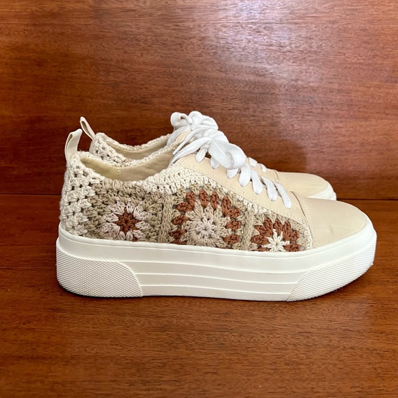 Lucky Brand Shoes | Lucky Brand Women Cambree Platform Sneakers Feminine - Picture 3 of 9